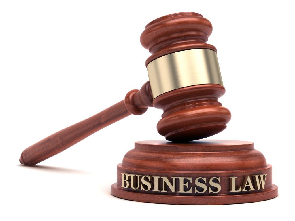define contract in business law